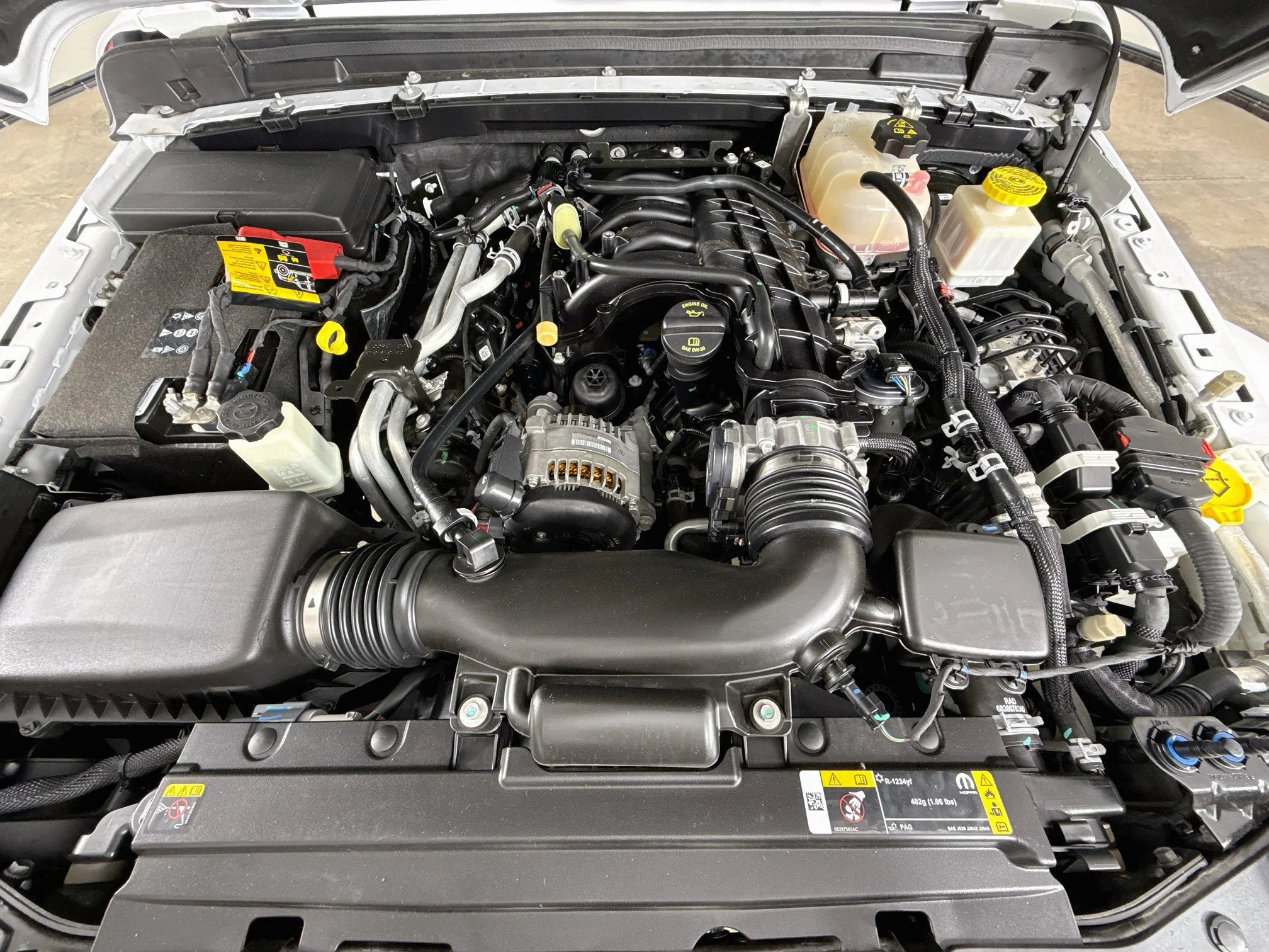 Used 2022  Jeep Sport S image 30
