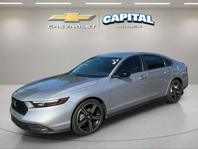 Used 2023  Honda Sport image 1