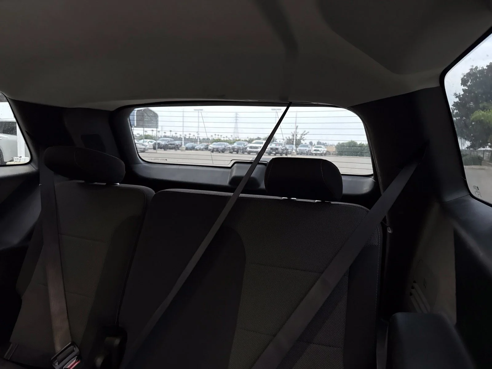 Used 2020 SUMMIT WHITE Chevrolet LT Cloth image 25