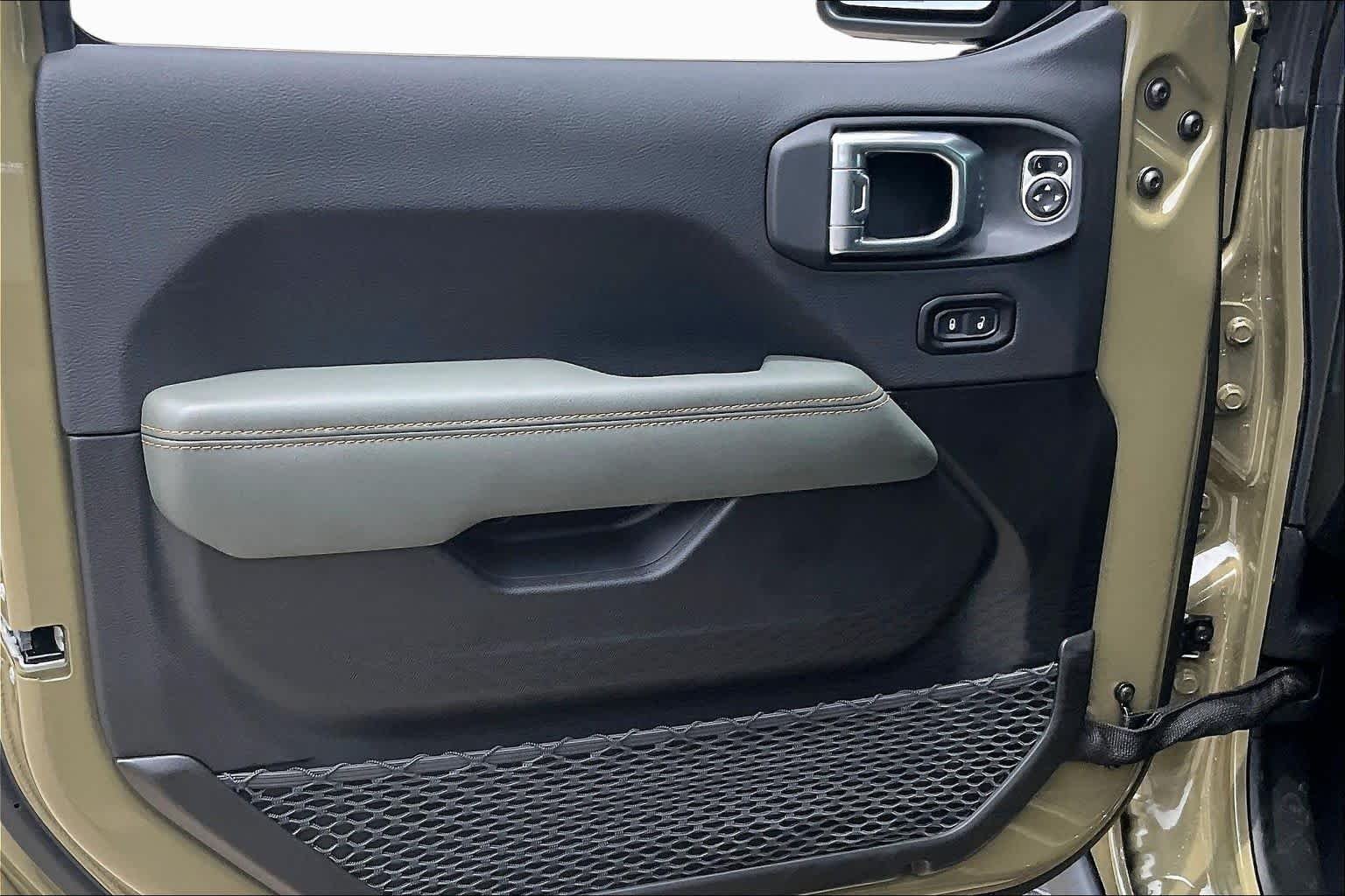 New 2026 41 Exterior Paint Jeep Mojave X image 10