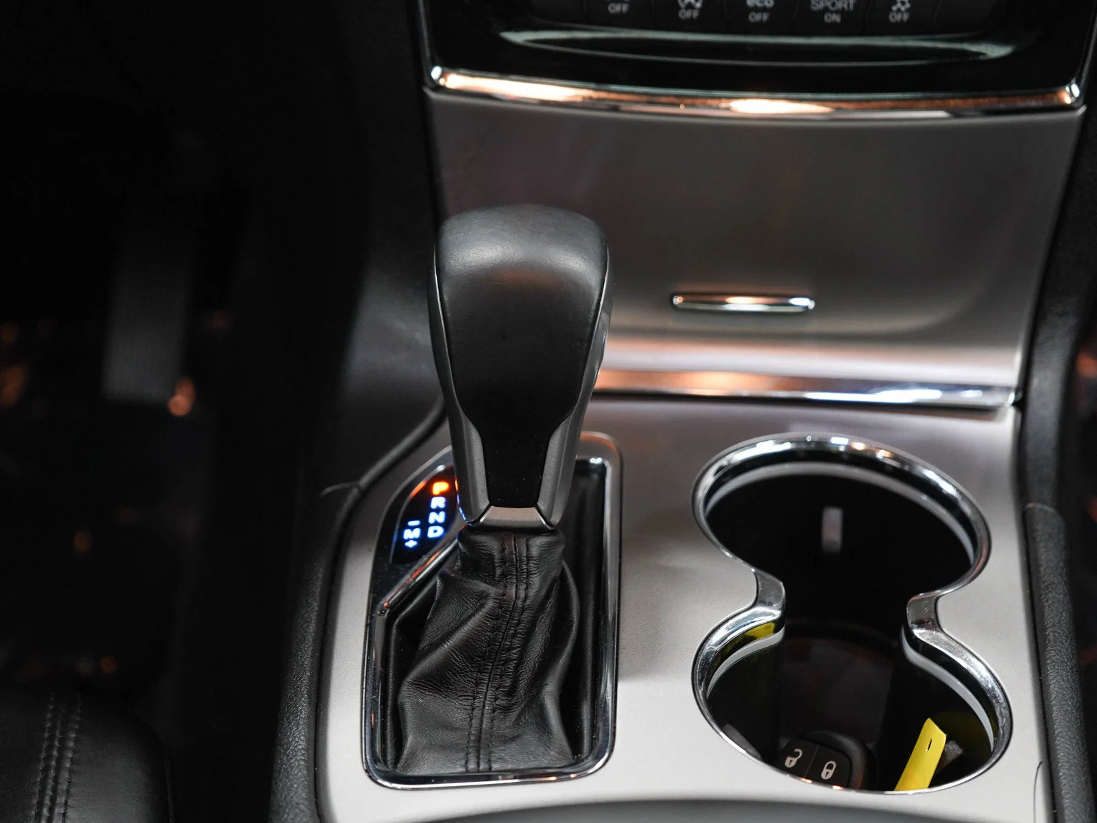 Used 2019 Granite Crystal Metallic Clearcoat Jeep Limited image 19