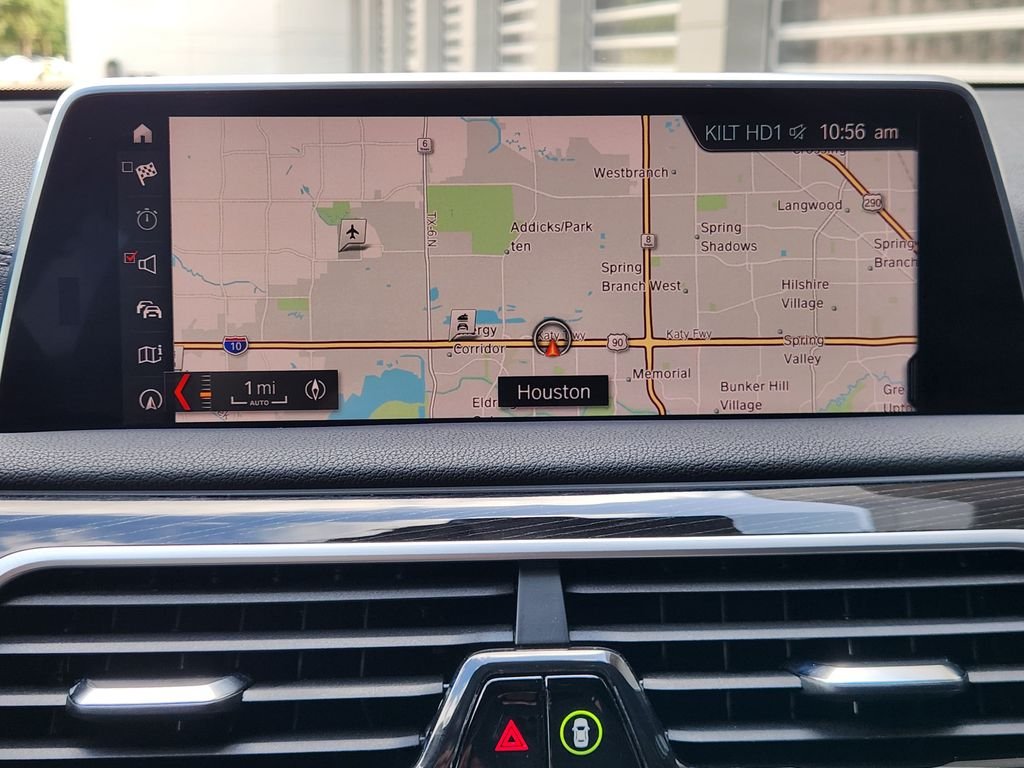 Used 2019 White Metallic BMW 750i image 16