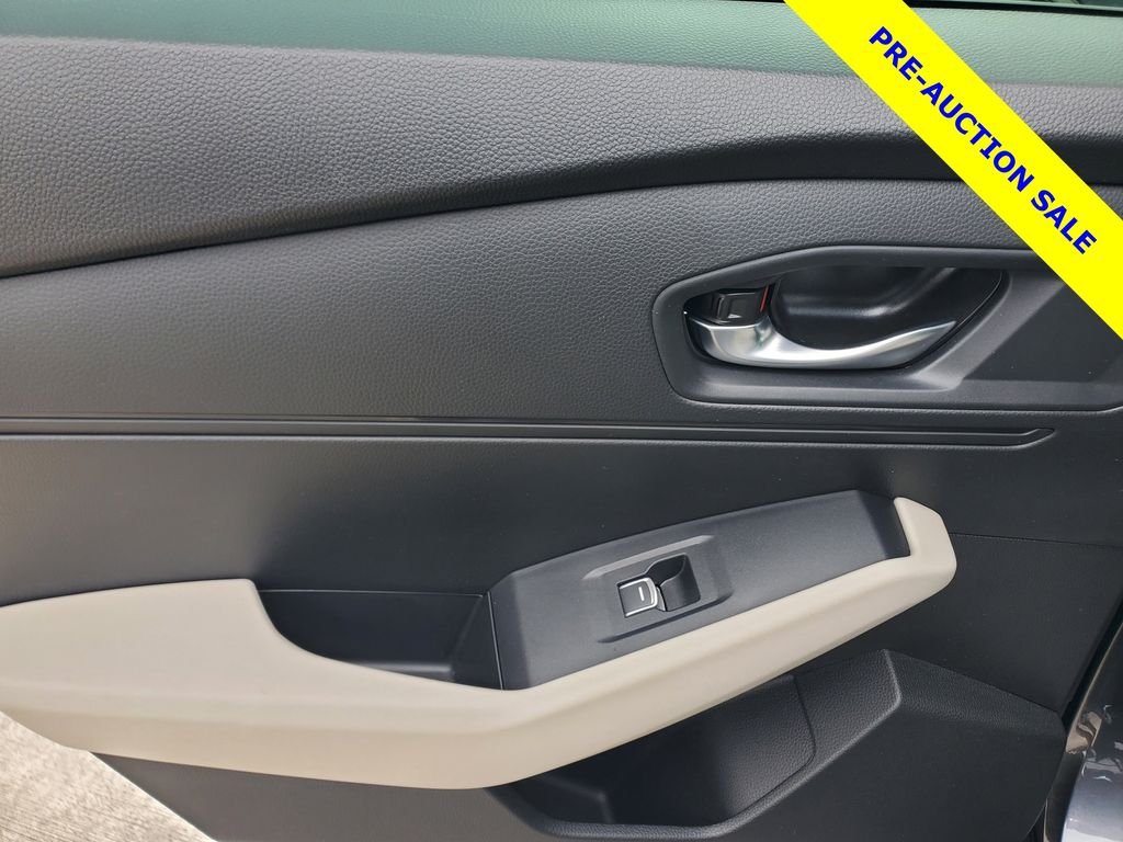 Used 2025 Gray Honda SE image 13
