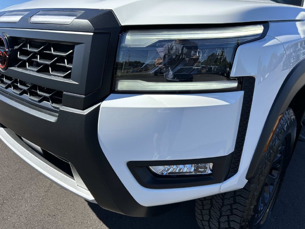New 2027 Glacier White Nissan PRO-4X image 22