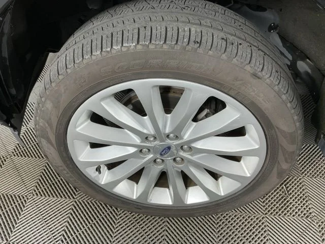 Used 2018 Shadow Black Ford Limited image 12