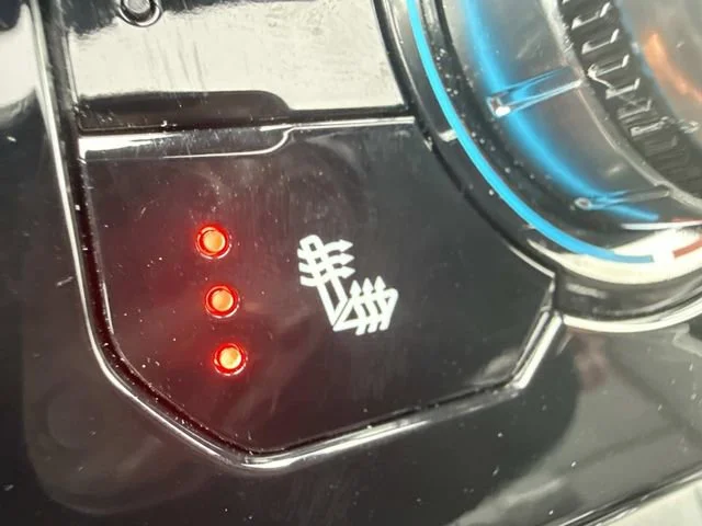 Used 2025 Summit White GMC AT4X image 79