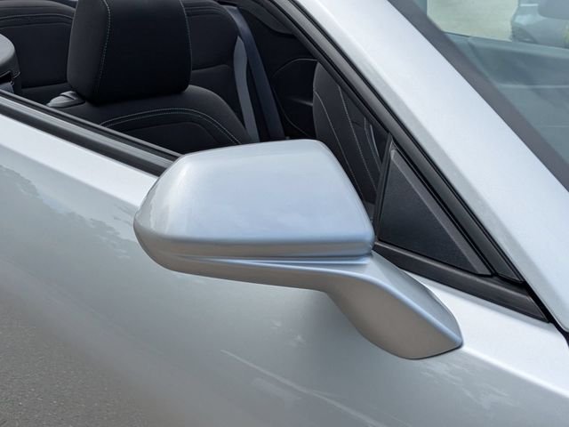 Used 2018 Silver Chevrolet 1LT image 12