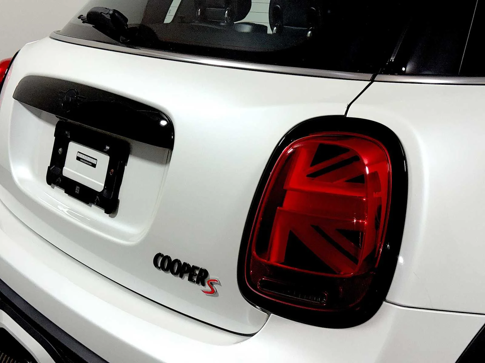 Used 2023 Nanuq White Metallic MINI Cooper S image 27