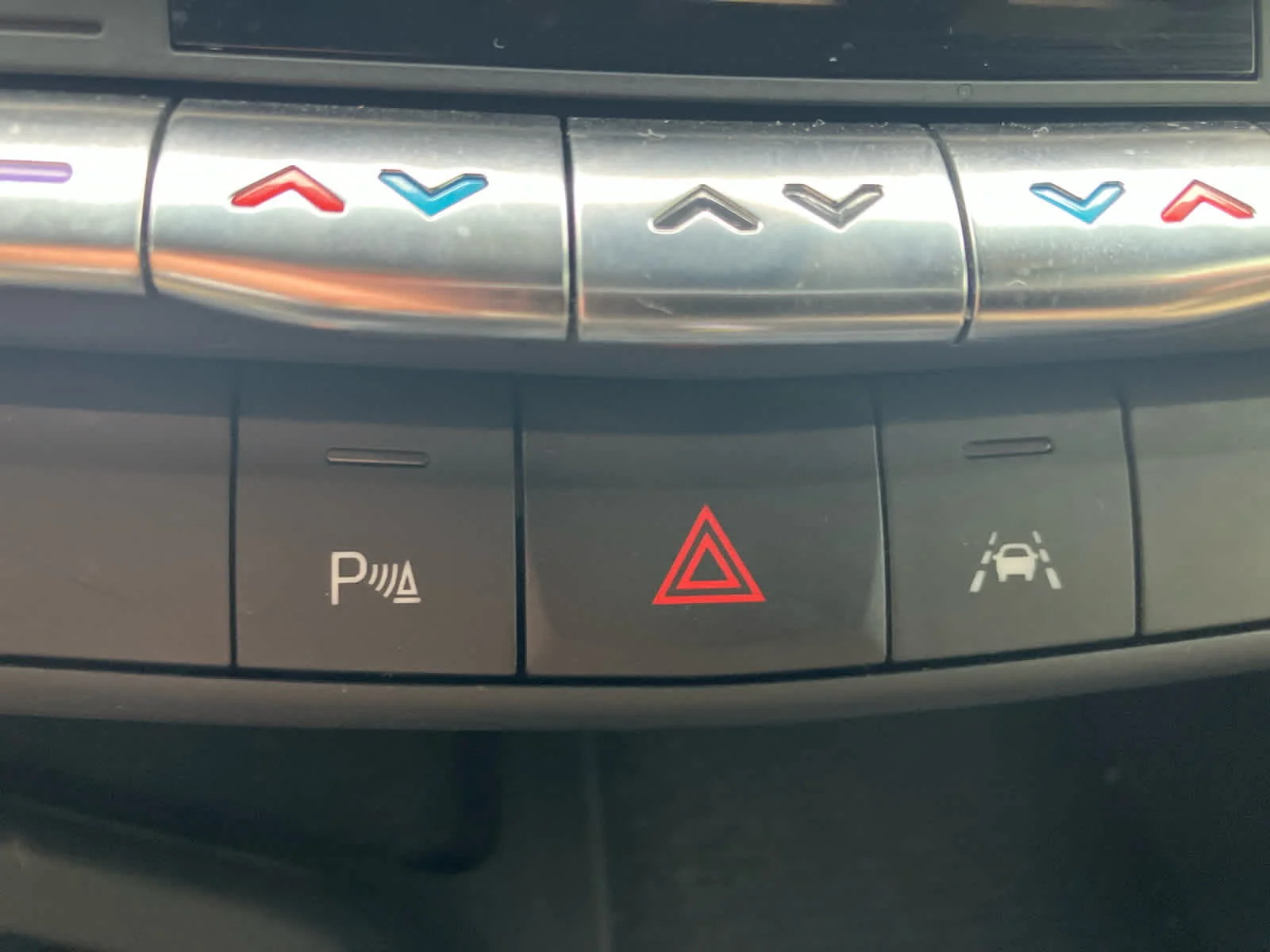Used 2022 Wave Metallic Cadillac Premium Luxury image 32