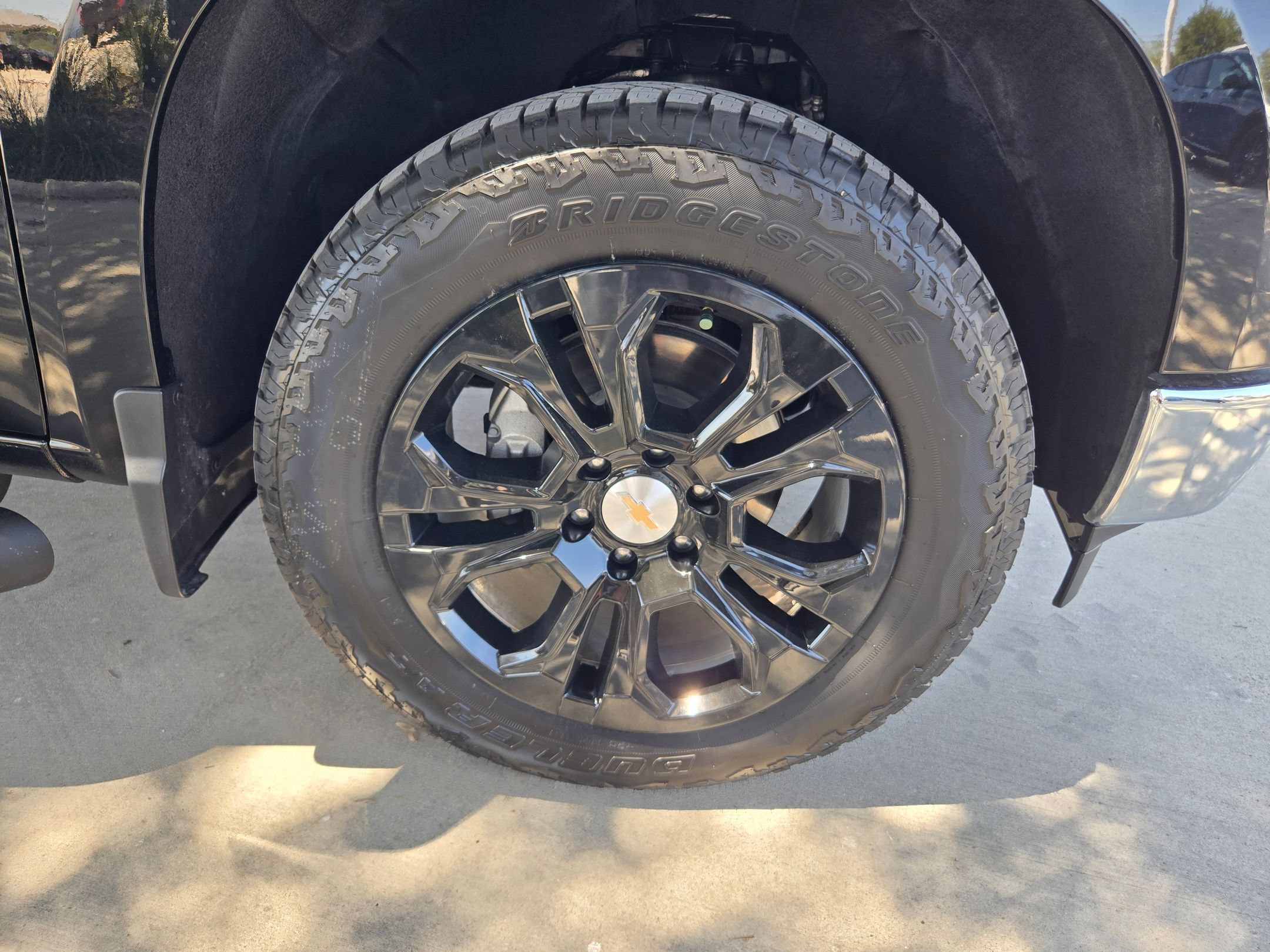 2025 Chevrolet Silverado 1500 LTZ - Photo 27