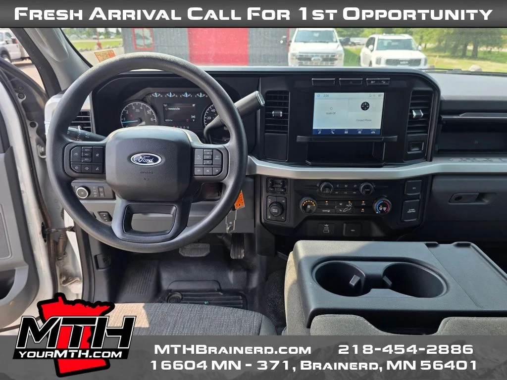Used 2024 White Ford XLT image 11