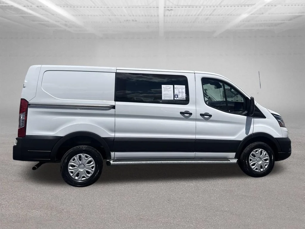 Used 2023 Oxford White Ford Base image 14