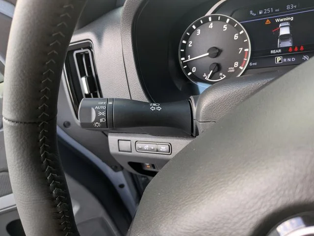 New 2026 Boulder Gray Pearl Nissan Crew Cab SV image 27