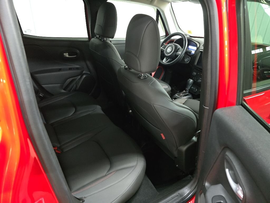 Used 2023 Red Jeep Trailhawk image 17