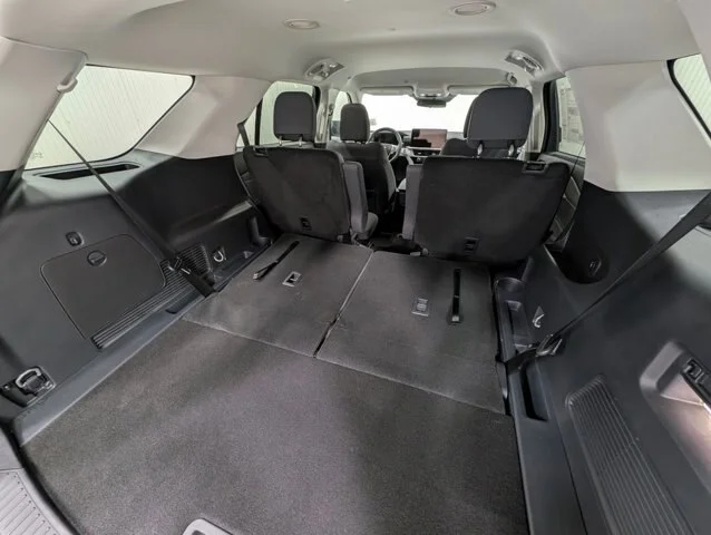 New 2026 Carbonized Gray Metallic Ford Active image 52