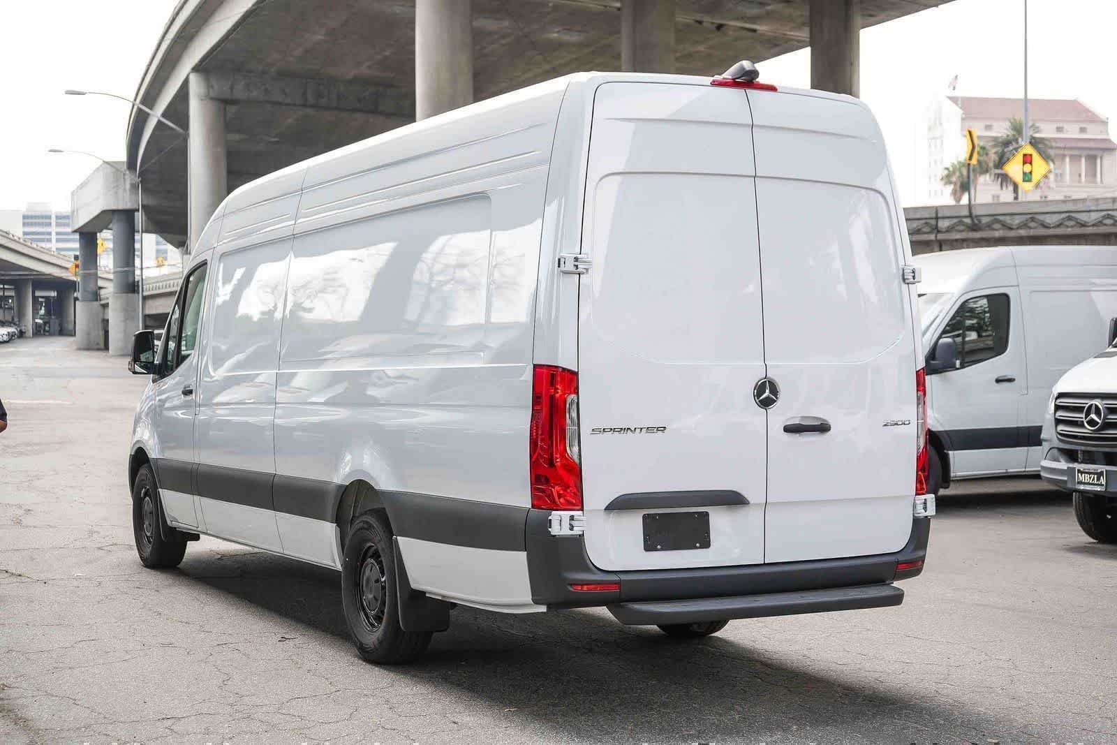 New 2026 Arctic White Mercedes-Benz Cargo 170Ext High Roof RWD 2.0L I4 Diesel Turbo HO image 44