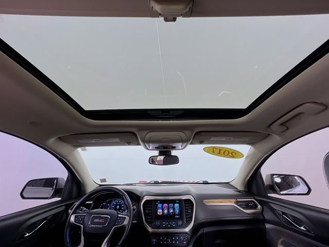 2017 GMC Acadia Denali - Photo 26