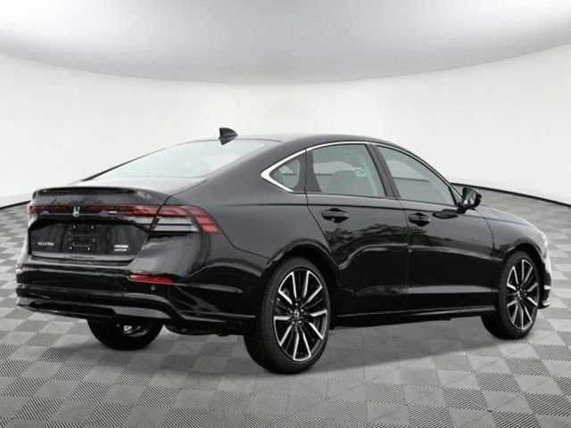 New 2026 Crystal Black Pearl Honda Touring image 5