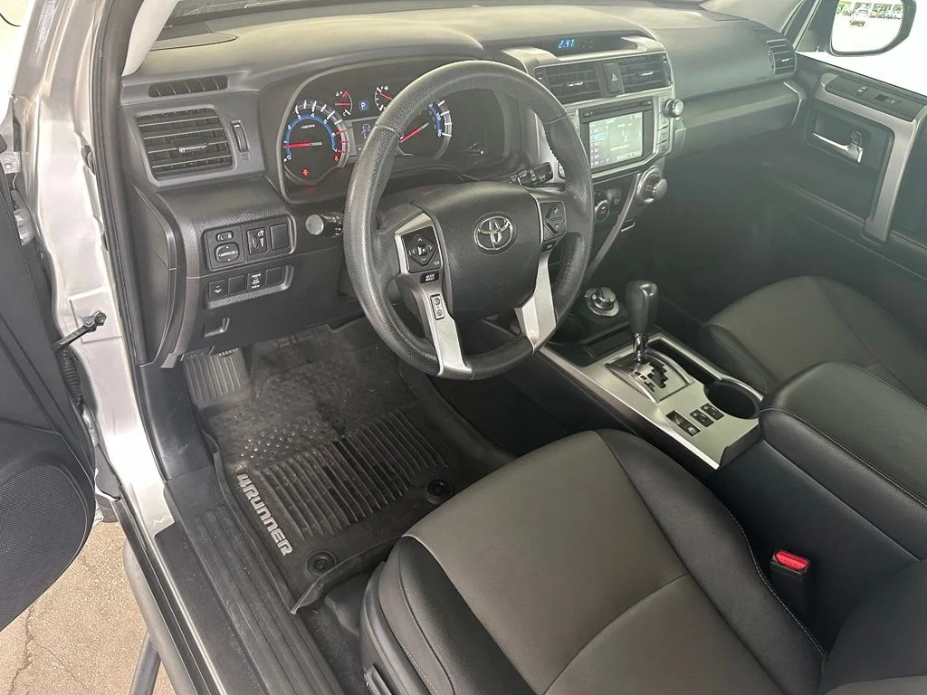 Used 2019 Silver Toyota SR5 Premium image 12