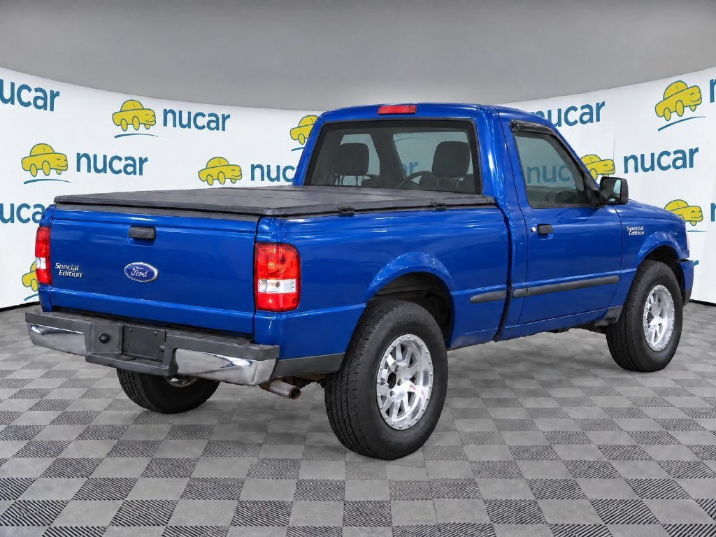 Used 2010 Blue Ford XL image 4