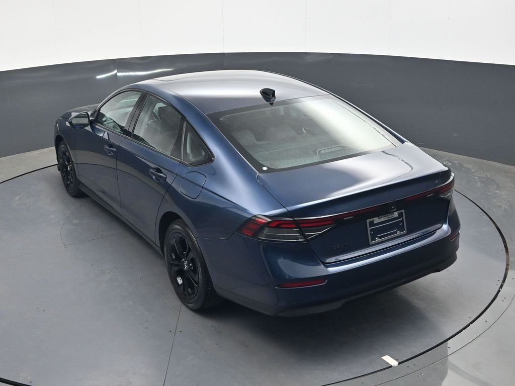 2025 Honda Accord SE - Photo 24