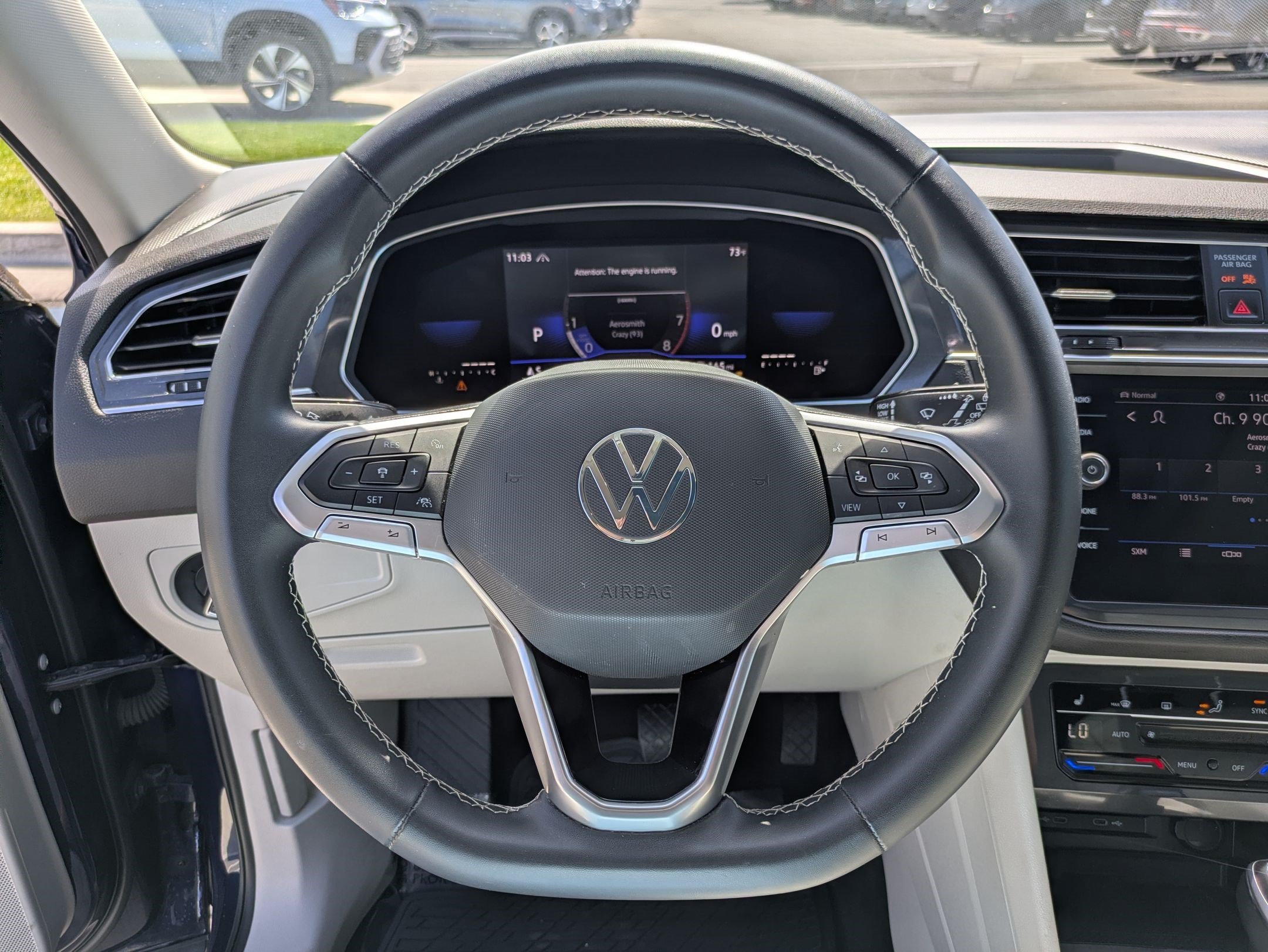 Used 2022 Atlantic Blue Metallic Volkswagen SE image 18