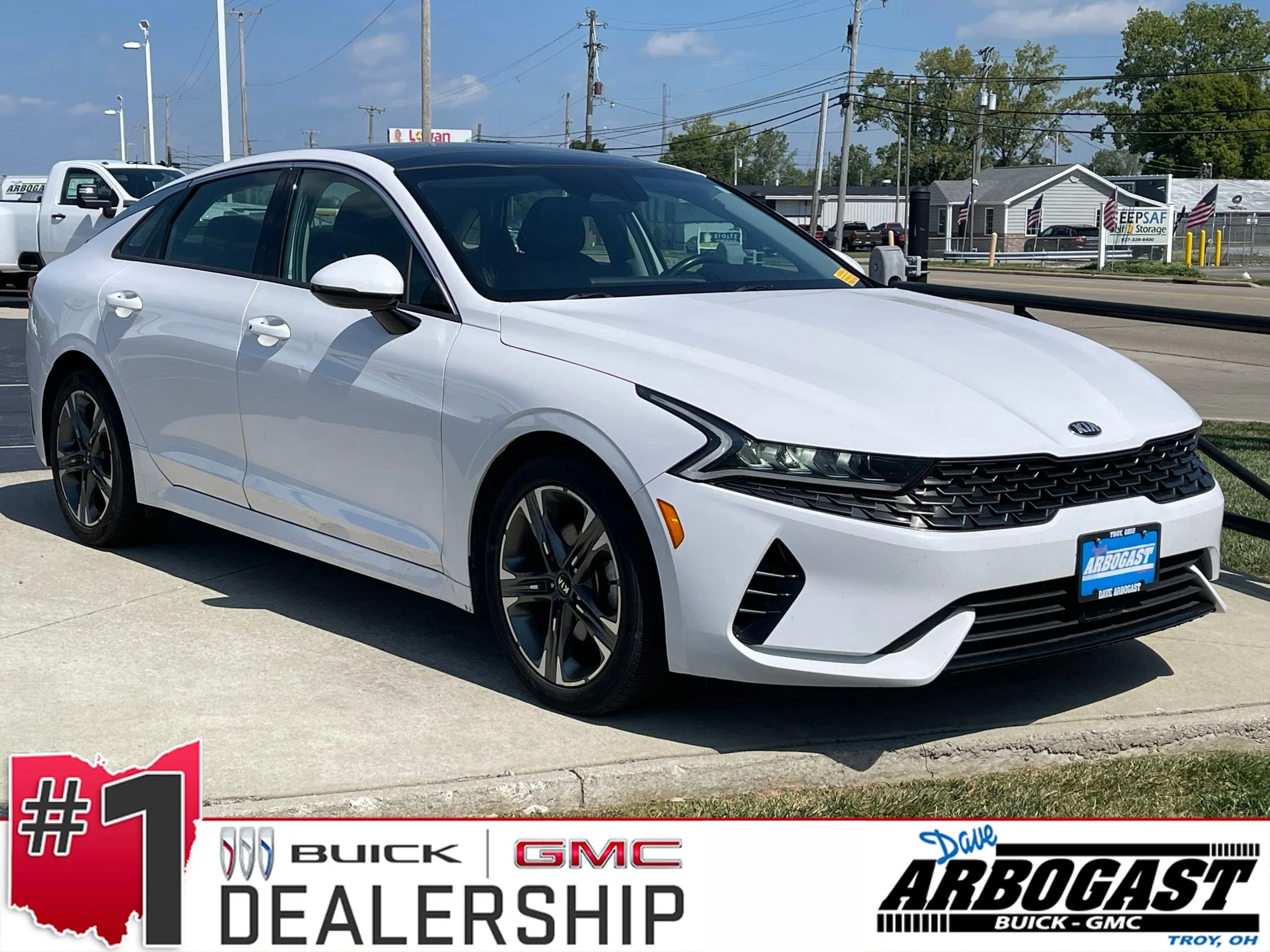 Used 2021 White Pearl Kia EX image 1