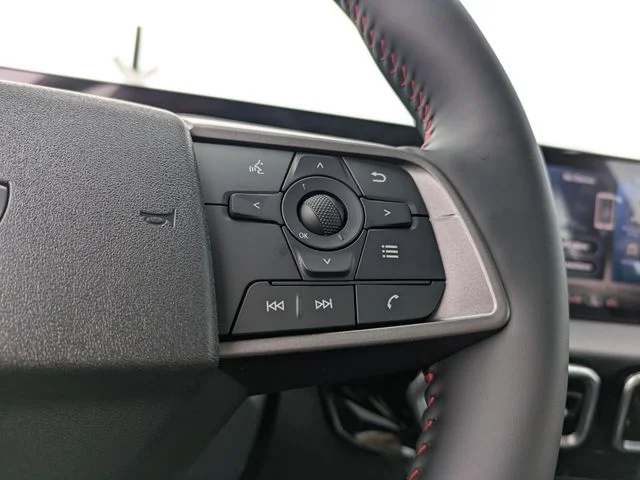 New 2026 Gray Nissan SR image 25