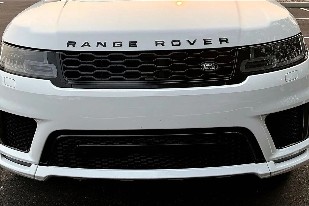 Used 2022 White Land Rover HST image 31