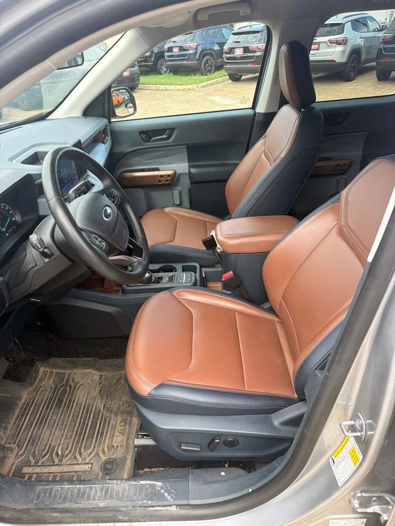 Used 2024 Silver Ford Lariat image 13
