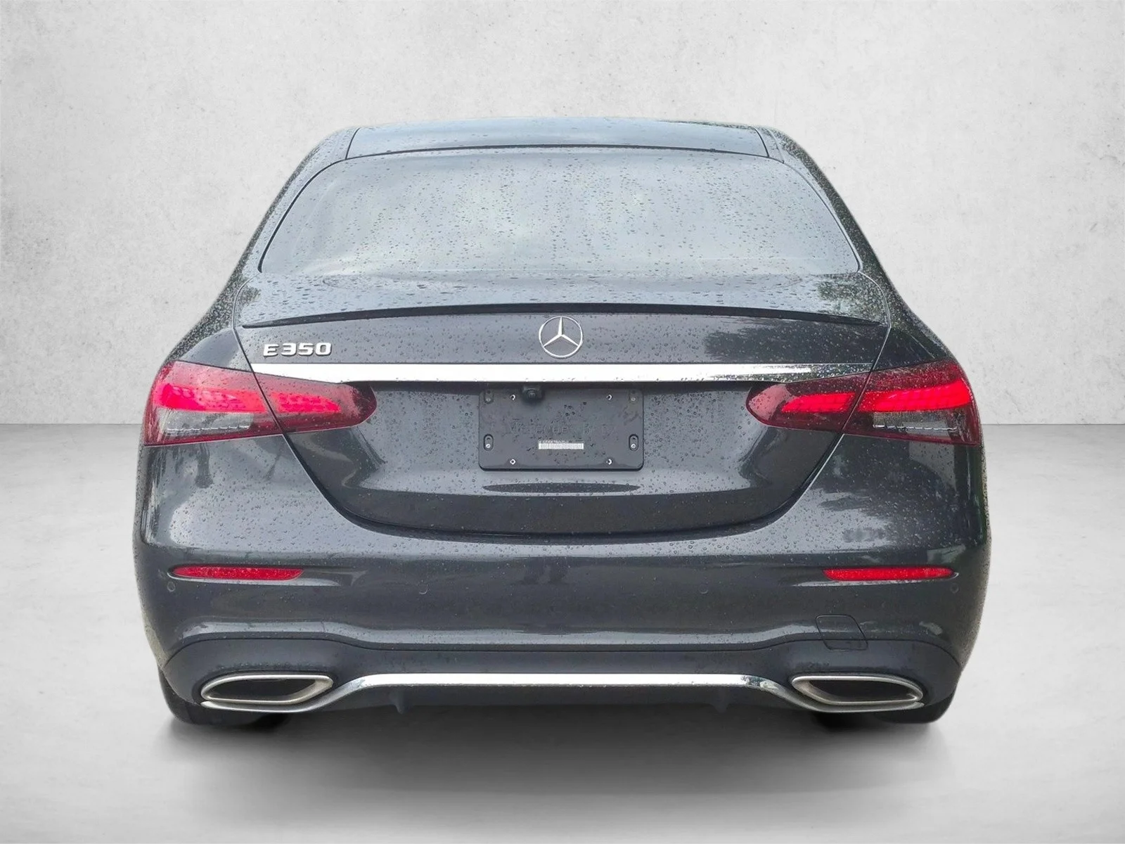 Used 2022 Graphite Grey Metallic Mercedes-Benz E 350 image 4