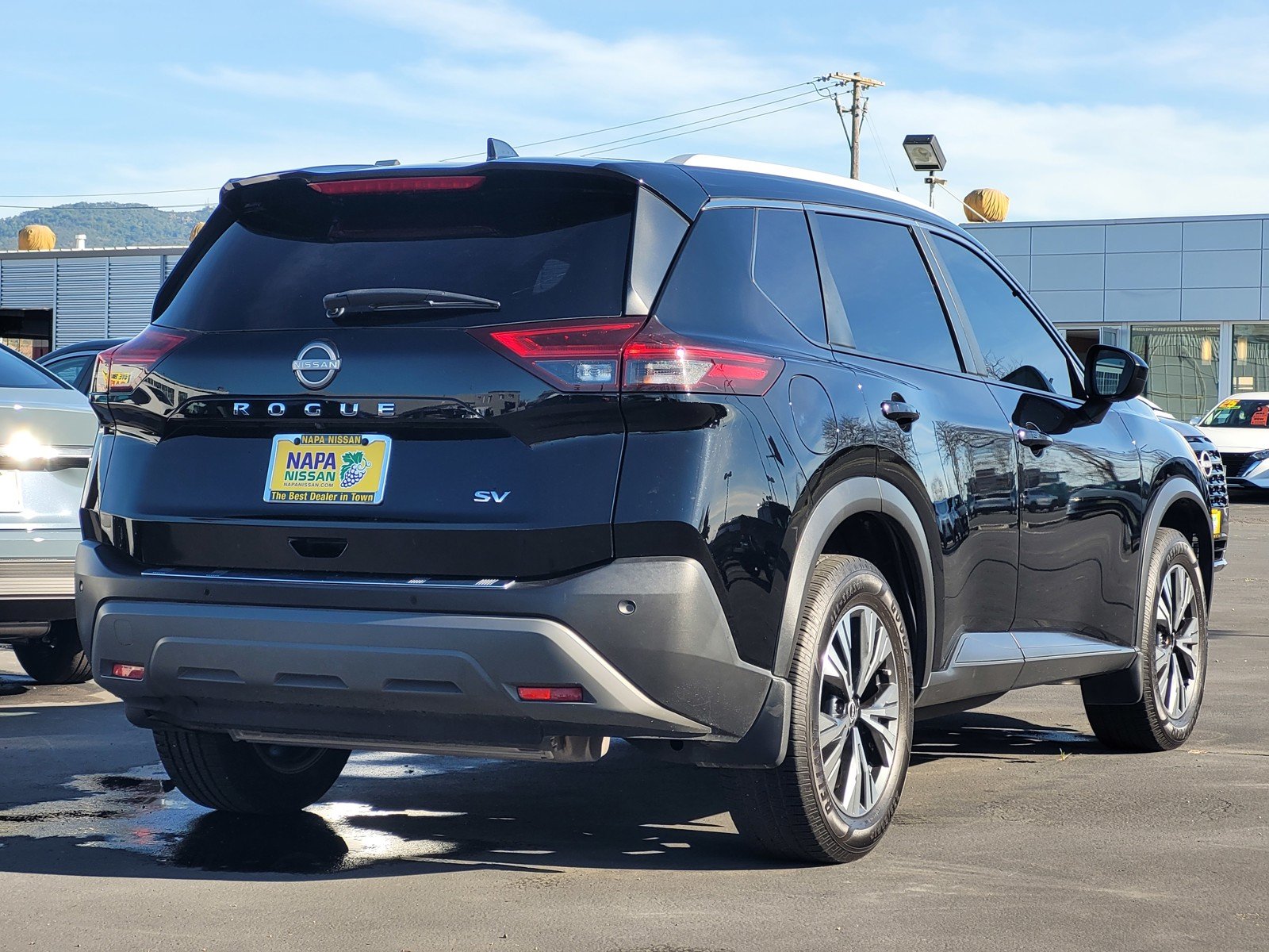 Certified Used 2023 Super Black Nissan SV image 4