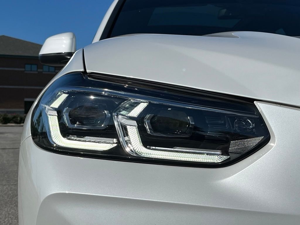 Certified Used 2024 Mineral White Metallic BMW xDrive30i image 10