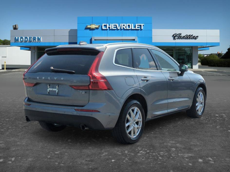 Used 2019 -SELECT- Volvo Momentum image 5