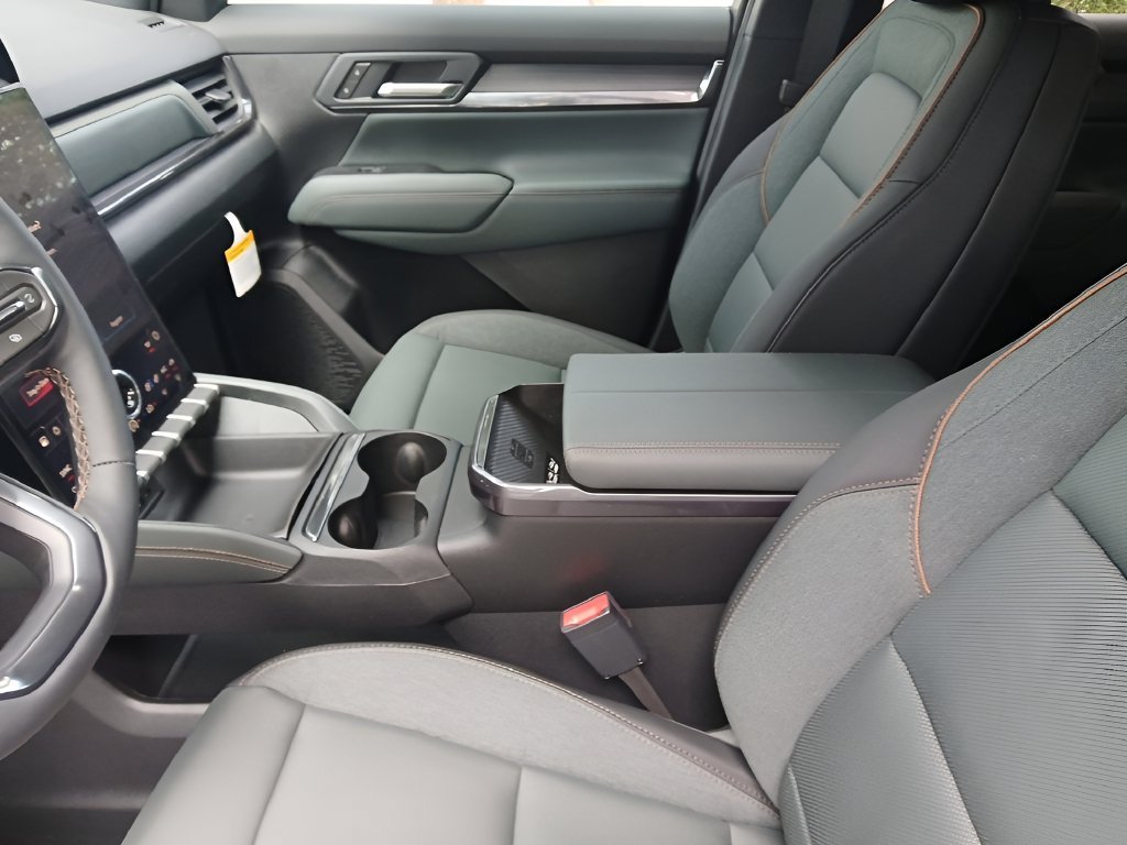 2027 GMC Terrain AT4 - Photo 9