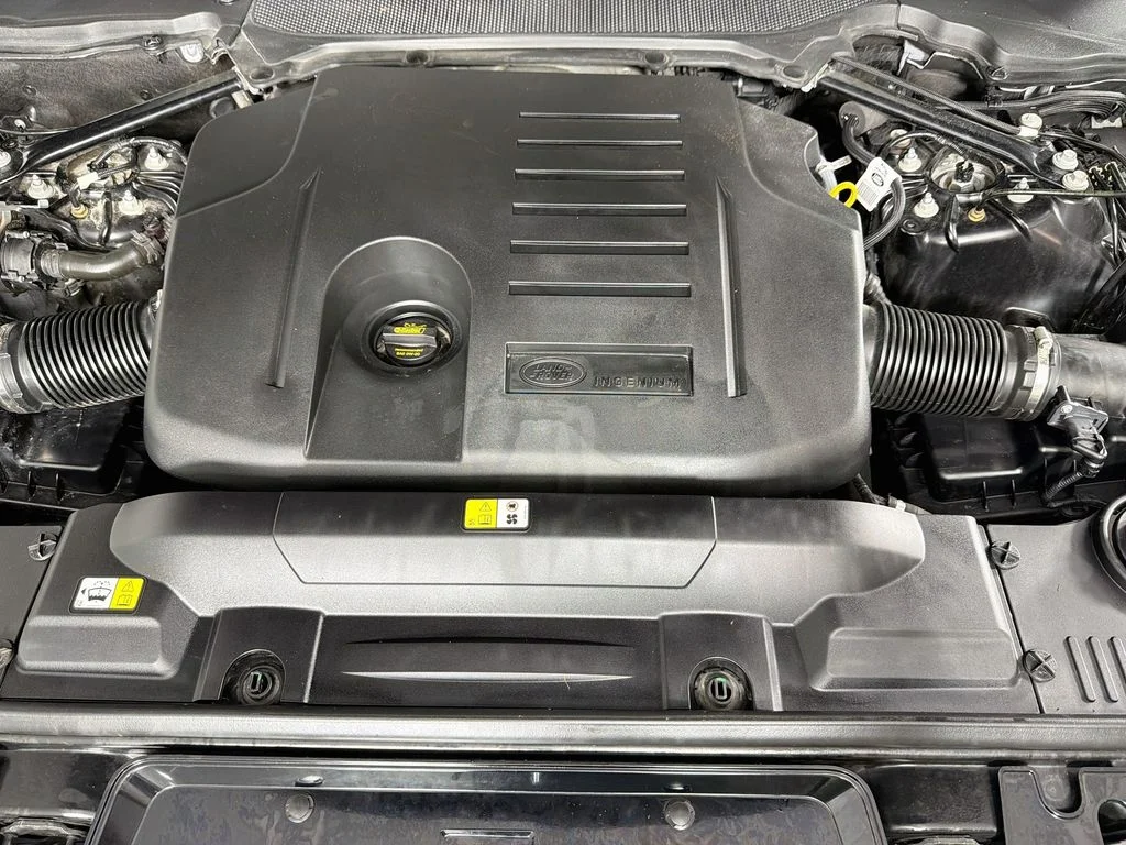Used 2022 Black Land Rover HST image 33