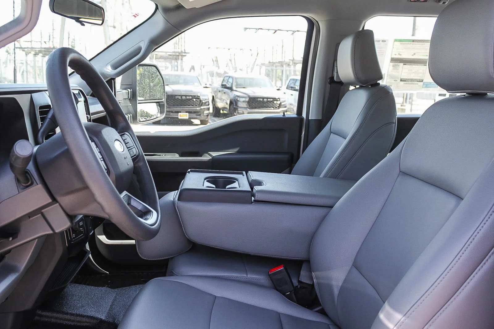 New 2026 Oxford White Ford F-250® XL image 19