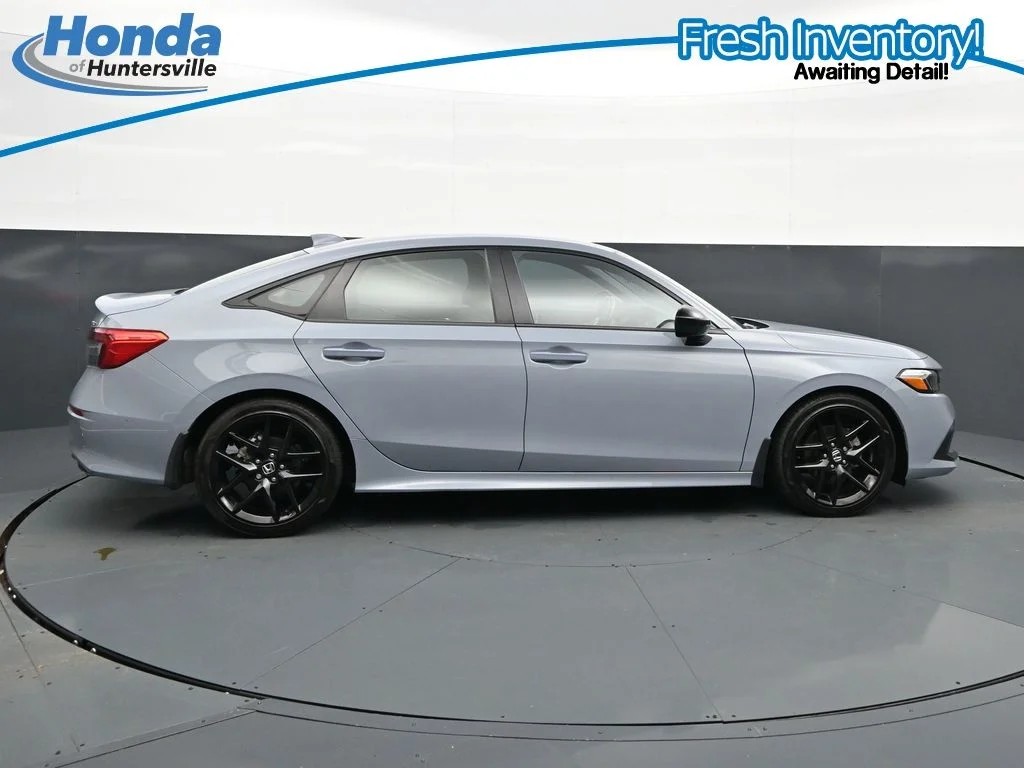 Used 2024 Sonic Gray Pearl Honda Sport image 11