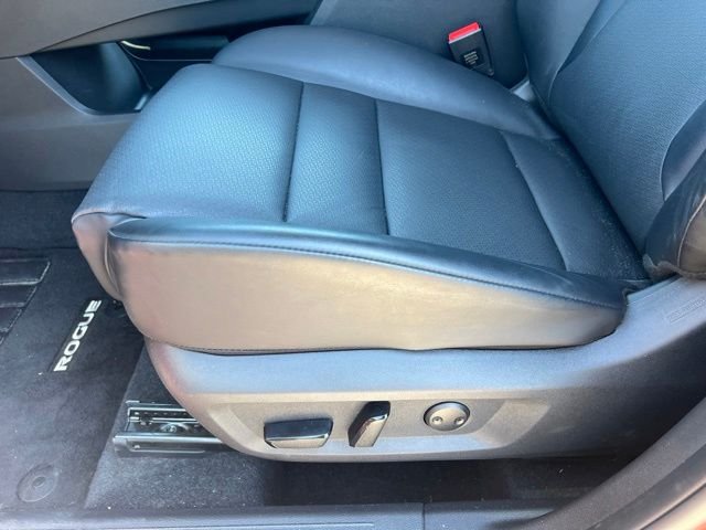 Used 2024 Red Nissan SV image 16