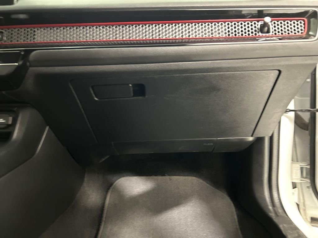 Used 2022 White Honda Si image 24