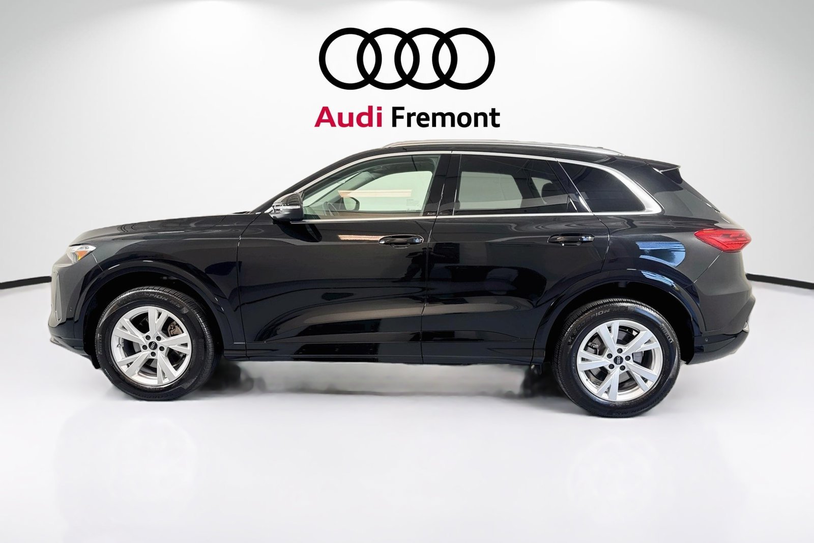 Used 2025 Mythos Black Metallic Audi Premium image 1