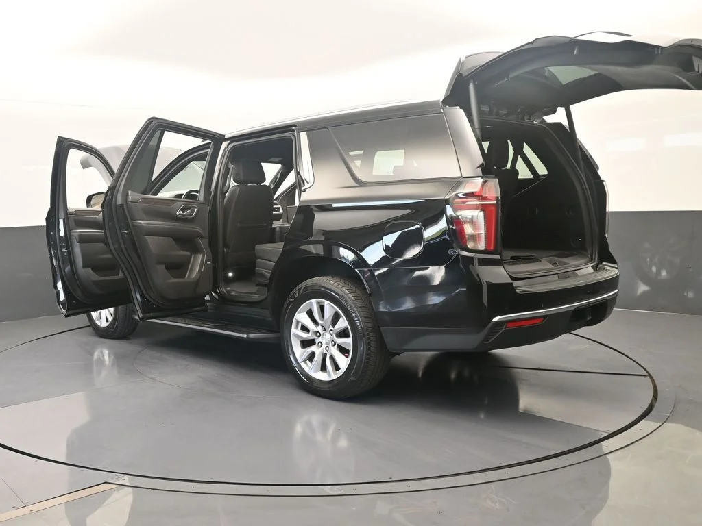 Used 2022 Black Chevrolet LT image 79