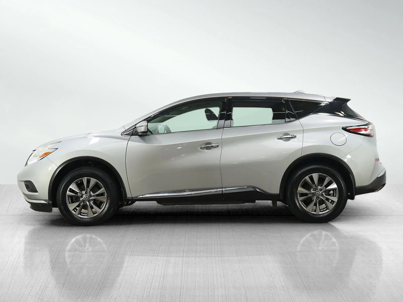 Used 2017 Nissan Murano S with VIN 5N1AZ2MH4HN159992 for sale in Minneapolis, Minnesota