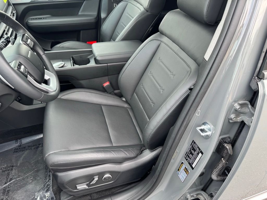 New 2025 Gray Hyundai Limited AWD image 12