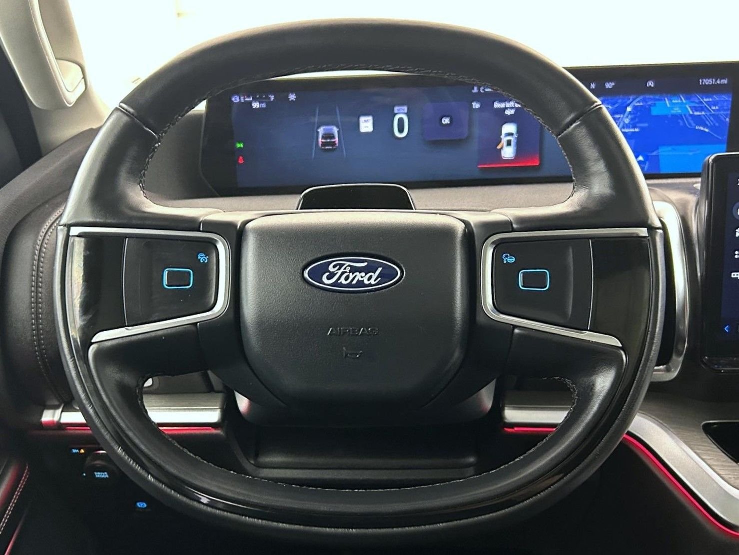 Used 2025 Black Ford Platinum image 12