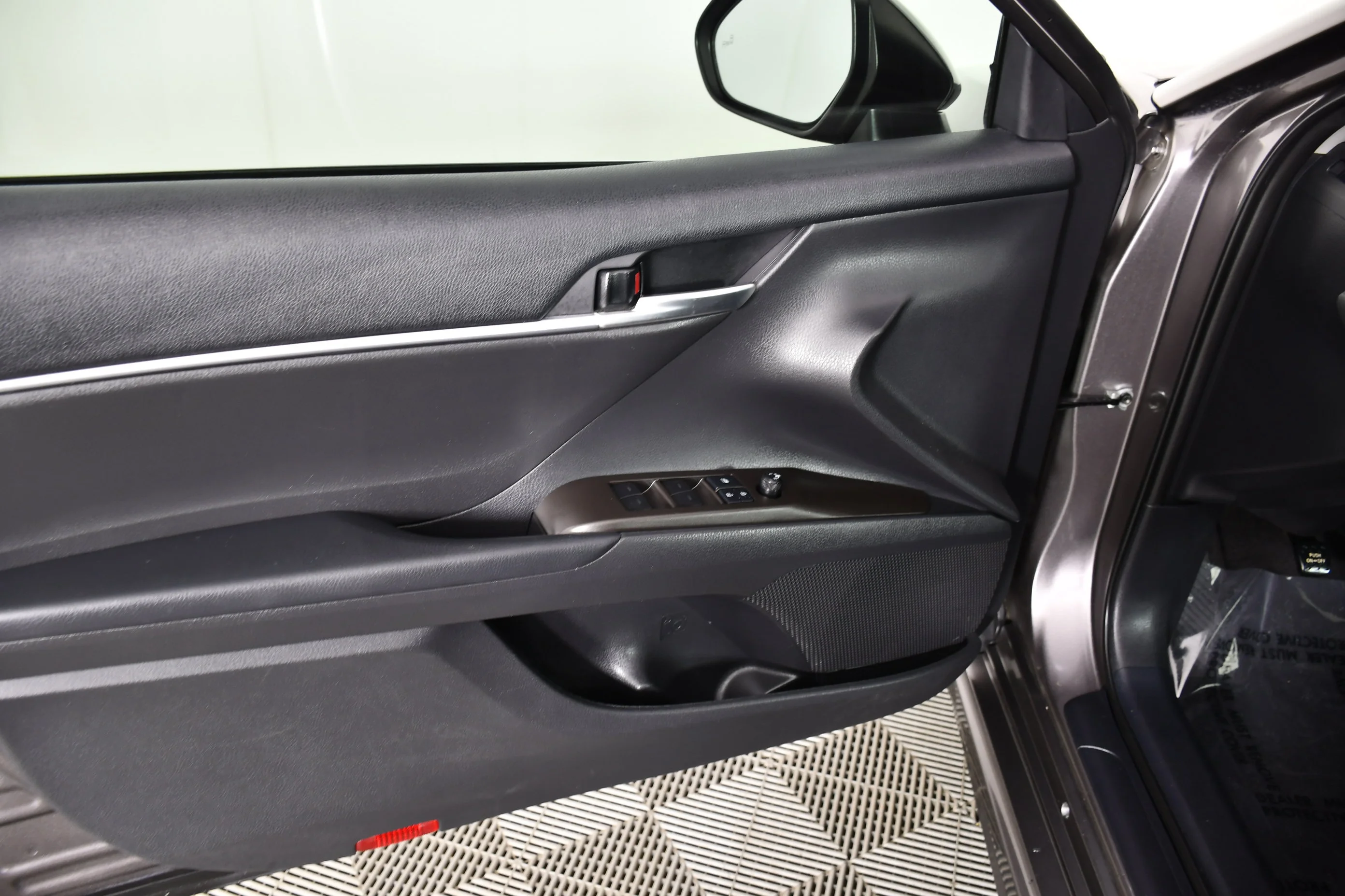 Used 2021 Predawn Gray Mica Toyota SE image 34