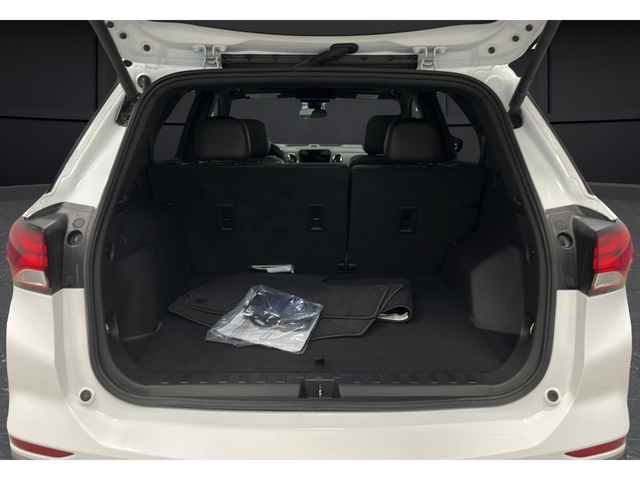 Used 2023 Summit White Chevrolet RS image 26
