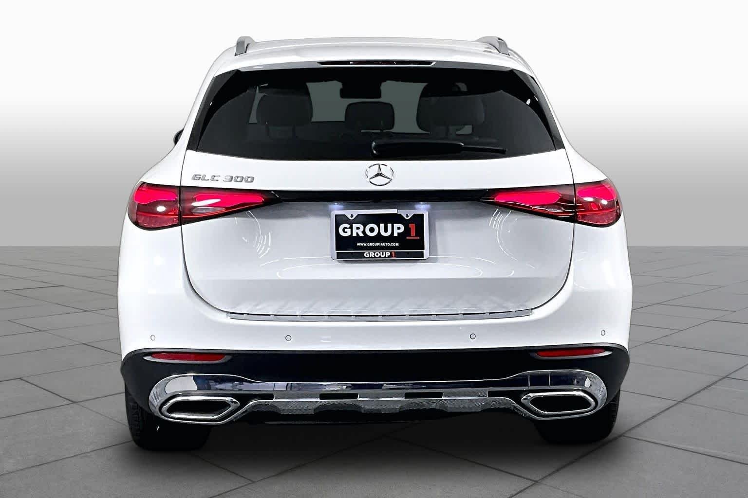 Used 2026 White Mercedes-Benz GLC 300 image 5