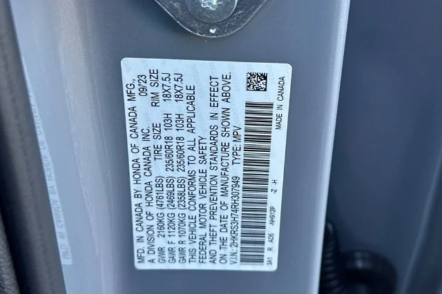 Used 2024 Urban Gray Pearl Honda EX-L image 35