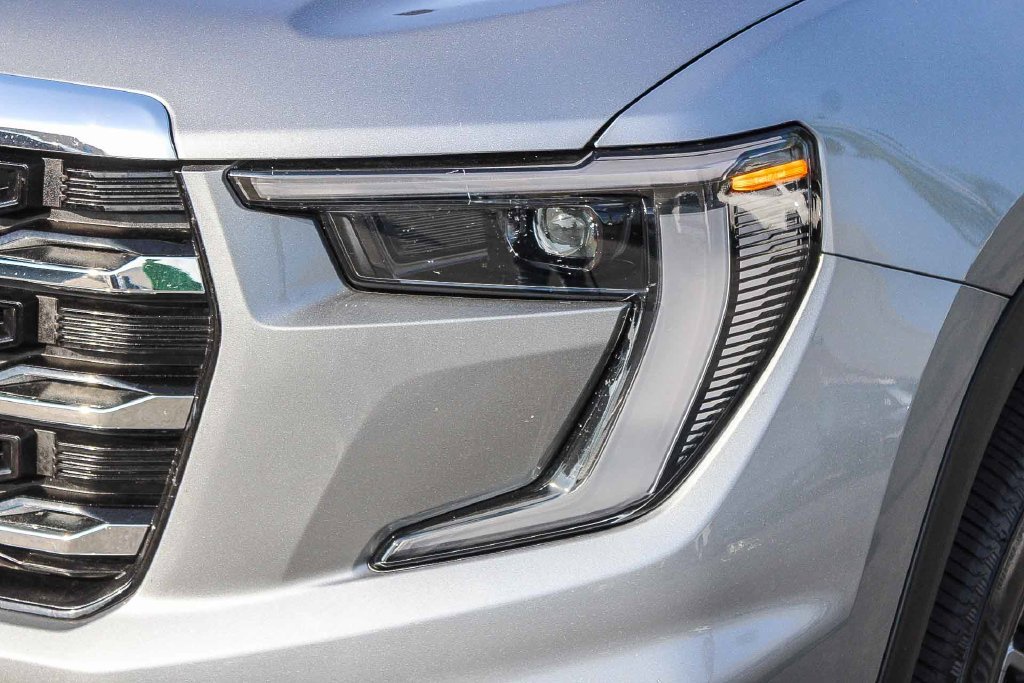 2026 GMC Acadia Elevation - Photo 4